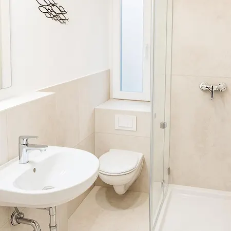Apartment Uevilla Fuer Freunde 3 Schlafzimmer